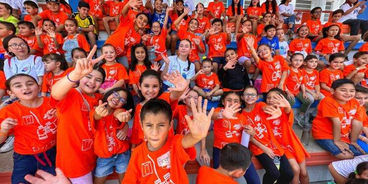 Con gran éxito realiza la UAT el campamento de verano infantil Diverticiencia 2023