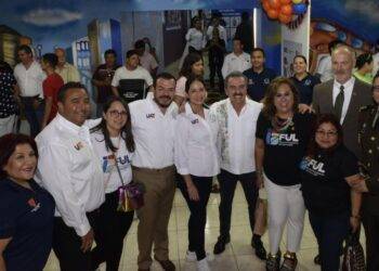 Rector de la UAT inaugura la Feria Universitaria del Libro en Nuevo Laredo