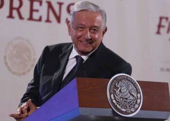 «Yo apoyo a Claudia»: AMLO felicita a Sheinbaum; hoy hará entrega del bastón de mando