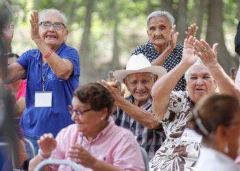 Realiza DIF Tamaulipas convivencia regional por festividades del mes del adulto mayor