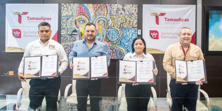 Firma SEBIEN, convenio para establecer “Comedores del Bienestar” en Río Bravo