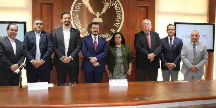 La UAT y PRODECON unen esfuerzos para fortalecer la cultura contributiva