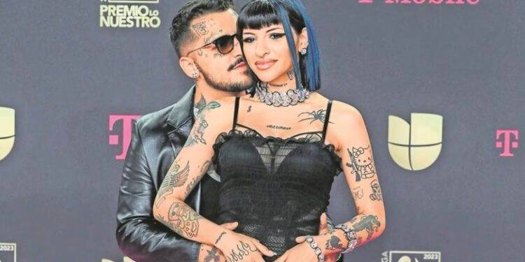 Filtran las primeras fotografías de Cazzu y Nodal con su hija