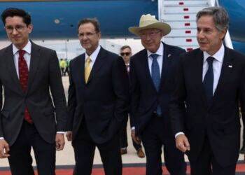 Delegación de EU llega al AIFA para Diálogo de Alto Nivel de Seguridad en Palacio Nacional