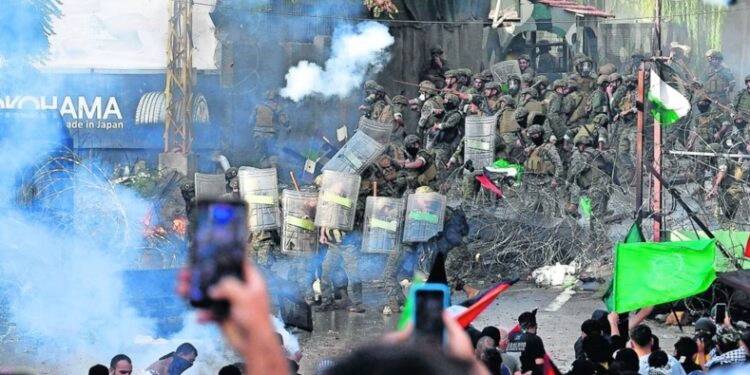 Israel autoriza ingreso de ayuda humanitaria a Gaza por Egipto