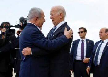 Biden dice desde Israel que la explosión en un hospital parece haber sido realizada por “el otro bando”
