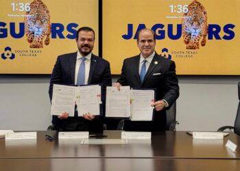 Firma la UAT acuerdo con South Texas College