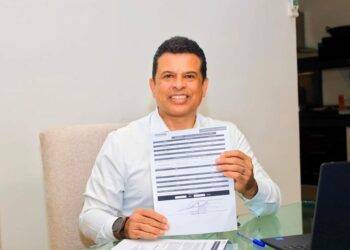 Se registra Lalo Gattas como aspirante a la Alcaldía de Victoria