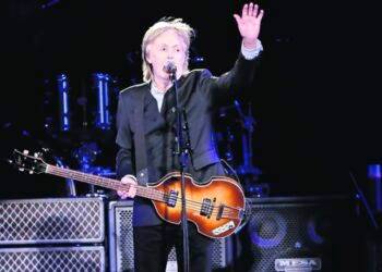 Paul McCartney tiene explosivo regreso