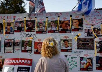 Hamas libera a 13 rehenes; están ahora con la Cruz Roja, listos para volver a Israel