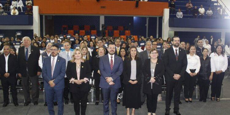 Reconocen a 82 egresados de la UAT con el premio EGEL Ceneval