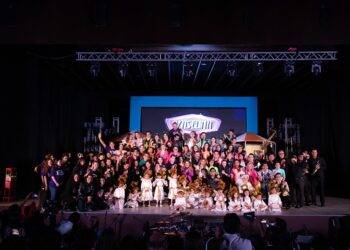 Todo un éxito el musical Vaselina presentado por la UAT