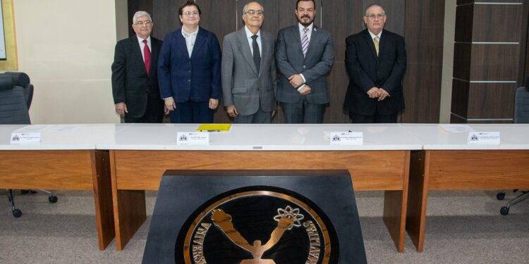 Rinde protesta consejo ciudadano de Radio UAT