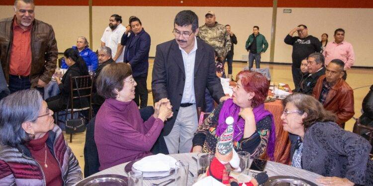 Destaca rector Dámaso Anaya compromiso de la UAT con sus trabajadores