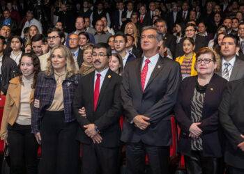 Reafirma el gobernador Américo Villarreal todo su respaldo a la UAT