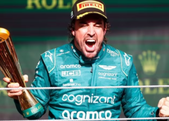 Fernando Alonso suena como fuerte candidato para Mercedes… y Red Bull