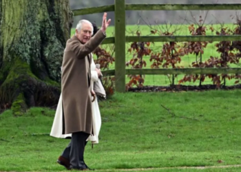 El rey Carlos III hace su primera aparición en público desde que le diagnosticaron cáncer