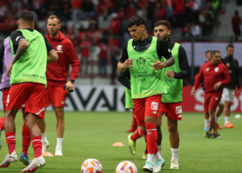 Maxi Araújo ofreció disculpas tras enfrentarse a la afición del Toluca