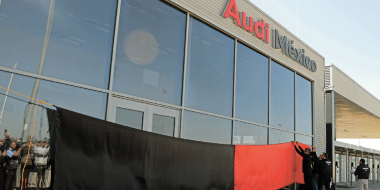 Finaliza huelga en Audi; alza global salarial será de 10.2%