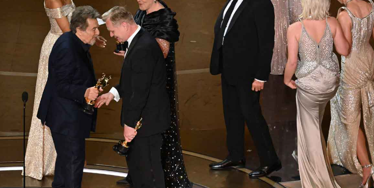Al Pacino aclara polémica en los Premios Oscar y culpa a la producción
