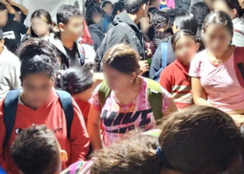 Coahuila: rescatan a 144 migrantes, entre ellos 13 menores, de un furgón del ferrocarril