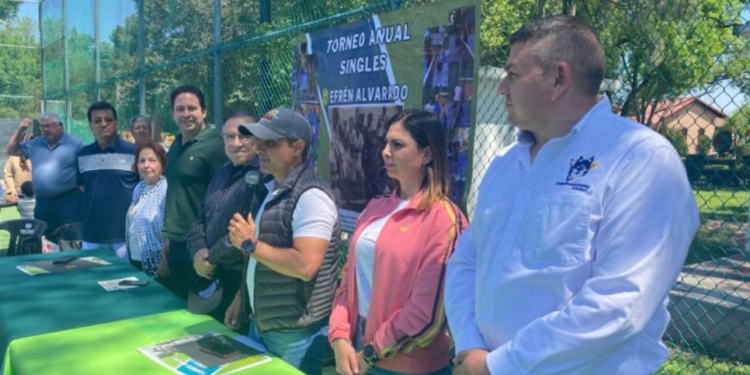 Inauguran tenistas torneo de Singles en Saltillo