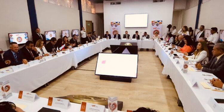 Fortalece la UAT su plan de trabajo institucional