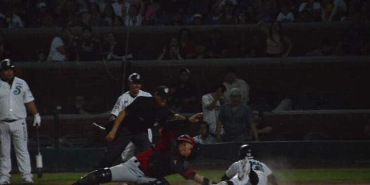 Gana Saraperos primer juego del calendario