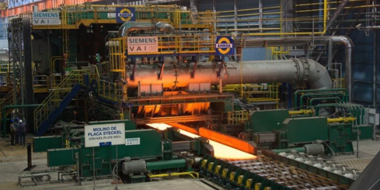 Entrega Minosa acuerdo a juez para resolver concurso mercantil