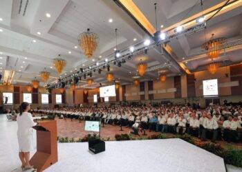 «Nos va ir muy bien los próximos seis años»: Claudia Sheinbaum convoca a banqueros de México a fortalecer el diálogo y aprovechar el potencial de desarrollo del país.