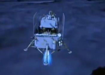 Sonda china lanzada en mayo logra posarse en la cara oculta de la luna, anuncia prensa estatal