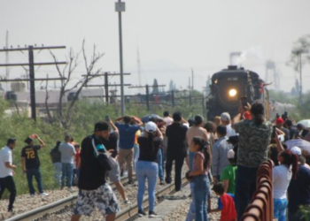 Regresa a todo vapor la locomotora por Saltillo