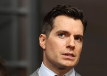 Henry Cavill publica tierna foto mostrando emoción a la espera de su bebé
