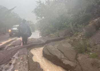 Cierran caminos en la sierra de Arteaga