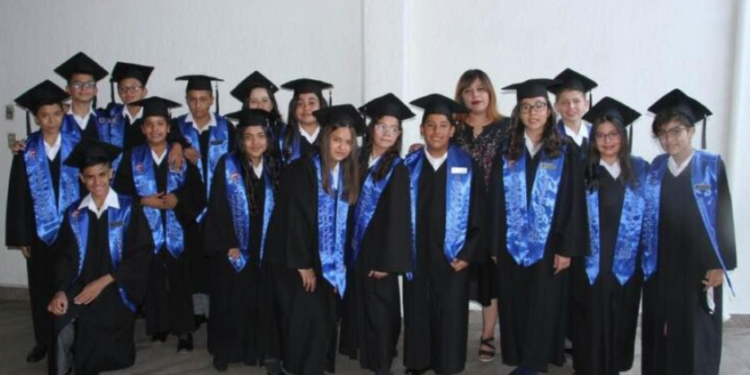 Posponen graduaciones por tormenta tropical Alberto