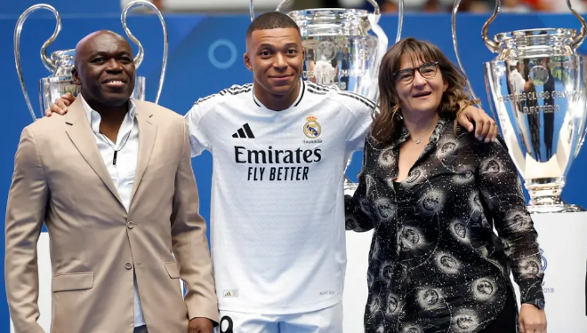 Kylian Mbappé disfruta de un «día increíble» tras su presentación como jugador del Real Madrid