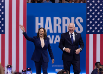 Kamala Harris se convierte oficialmente en nominada del Partido Demócrata para la candidatura presidencial