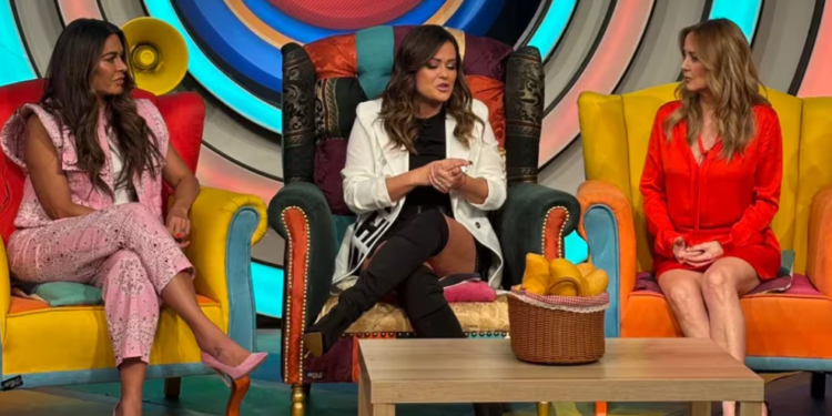 Conductoras de Hoy ‘humillan’ en vivo a Mariana Echeverría; ella les pide perdón y rompe en llanto: “Ahora tan repudiada”