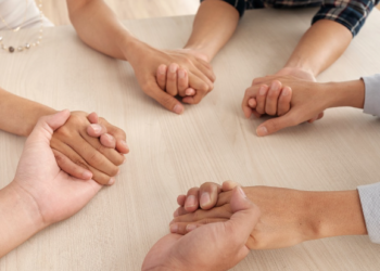 Invita UAdeC a diplomado en Tanatología General con énfasis en Terapia de Duelo