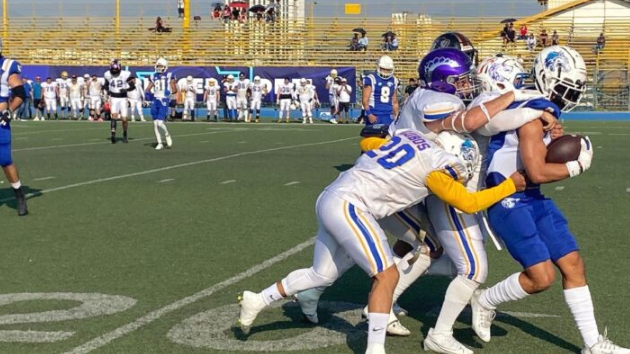 Cierran Lobos juegos de preparación con triunfo