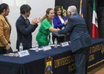 Celebran 67 años de excelencia en la Facultad de Medicina Unidad Laguna