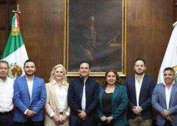 Gobernador se reúne con alcaldes electos de la Región Carbonífera y Piedras Negras para trazar proyectos conjuntos