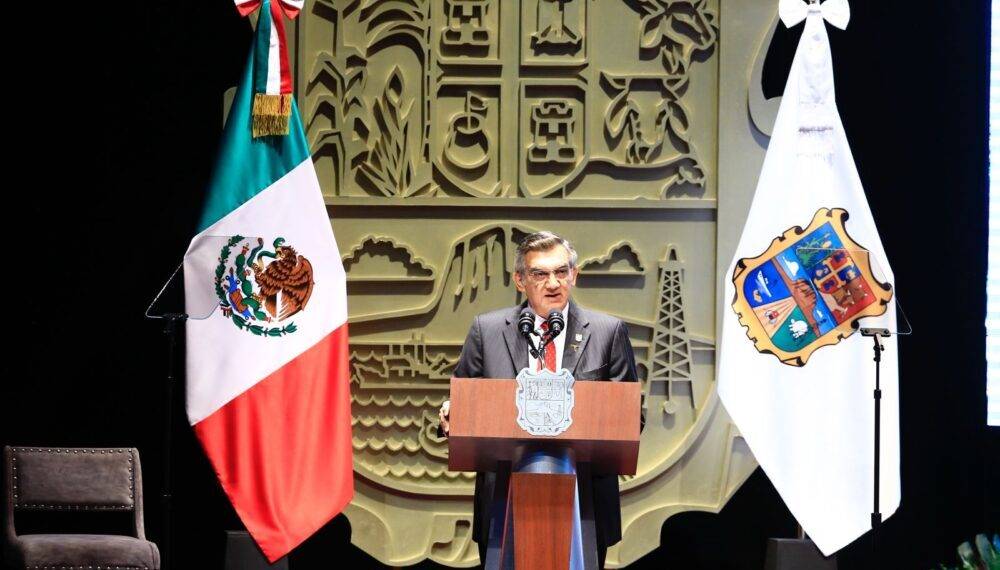 Inicia Américo Villarreal conversatorio «Dos años de memorias de una transformación»
