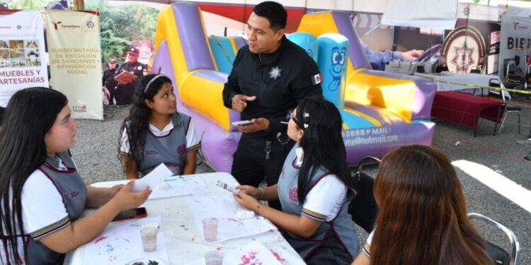 Previene Guardia Estatal de Género violencia familiar en Feria Tamaulipas 2024