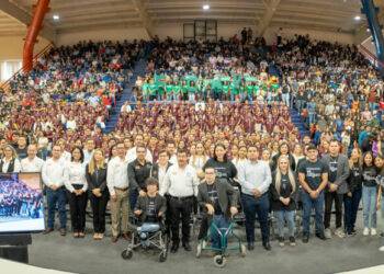 Queremos que nuestros estudiantes sean líderes con un profundo sentido humanista: Dámaso Anaya