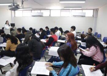 Presentan en la UAT examen de ingreso para el ciclo 2025-1