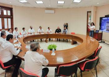 Fortalece la UAT la calidad educativa de Ingeniería en Telemática