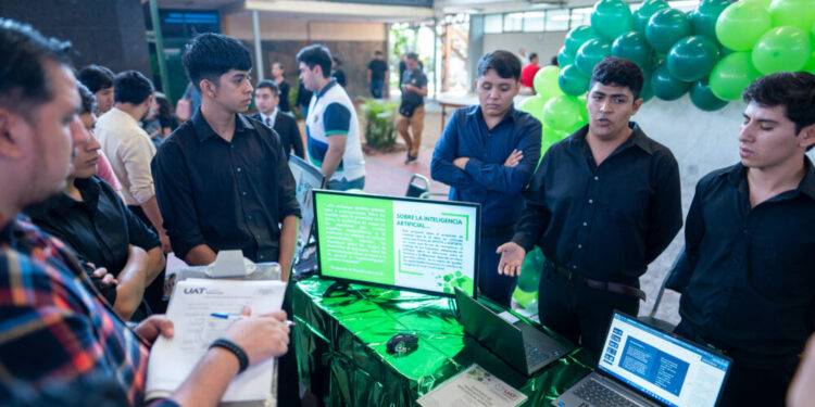 Promueve la UAT concursos de innovación y emprendimiento estudiantil