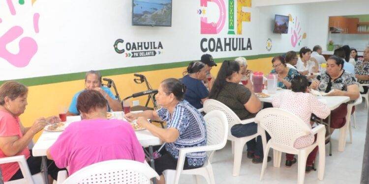 DIF Coahuila mejora la calidad de vida de los adultos mayores con atención integral