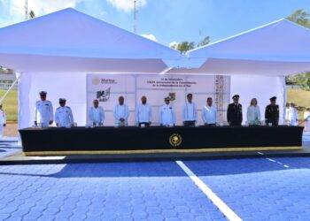 Asiste secretario general de Gobierno al 199 aniversario del “Día de la Armada de México” en la Primera Región Naval